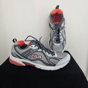 Fila Gray & Coral Running Sneakers